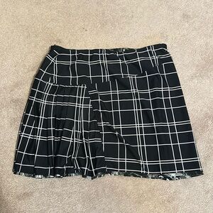Tail reversible skirt. Size XL